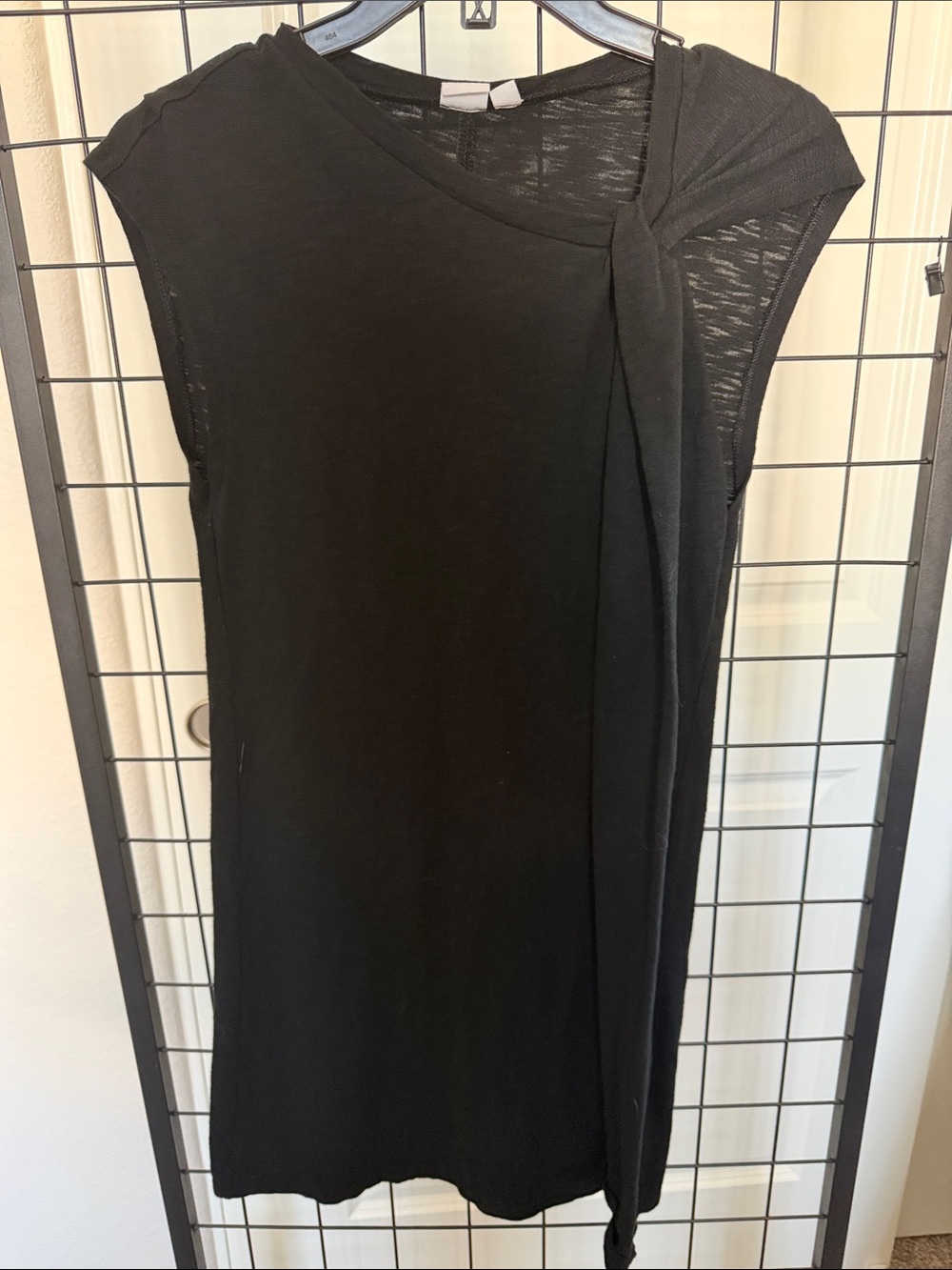 GAP Black One-Shoulder Knot-Detail Dress